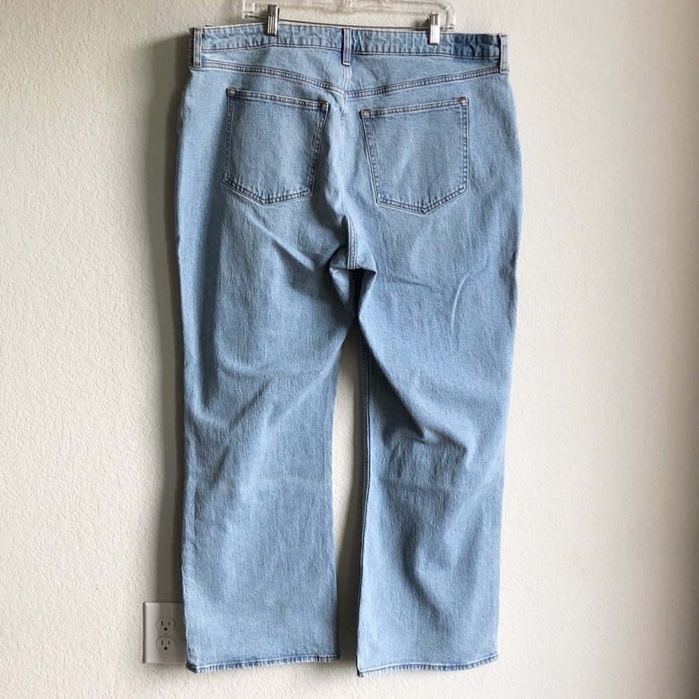 NWT Abercrombie and Fitch Curve Love 90s Relaxed Jean 35 20 Long Inseam - Picture 5 of 15